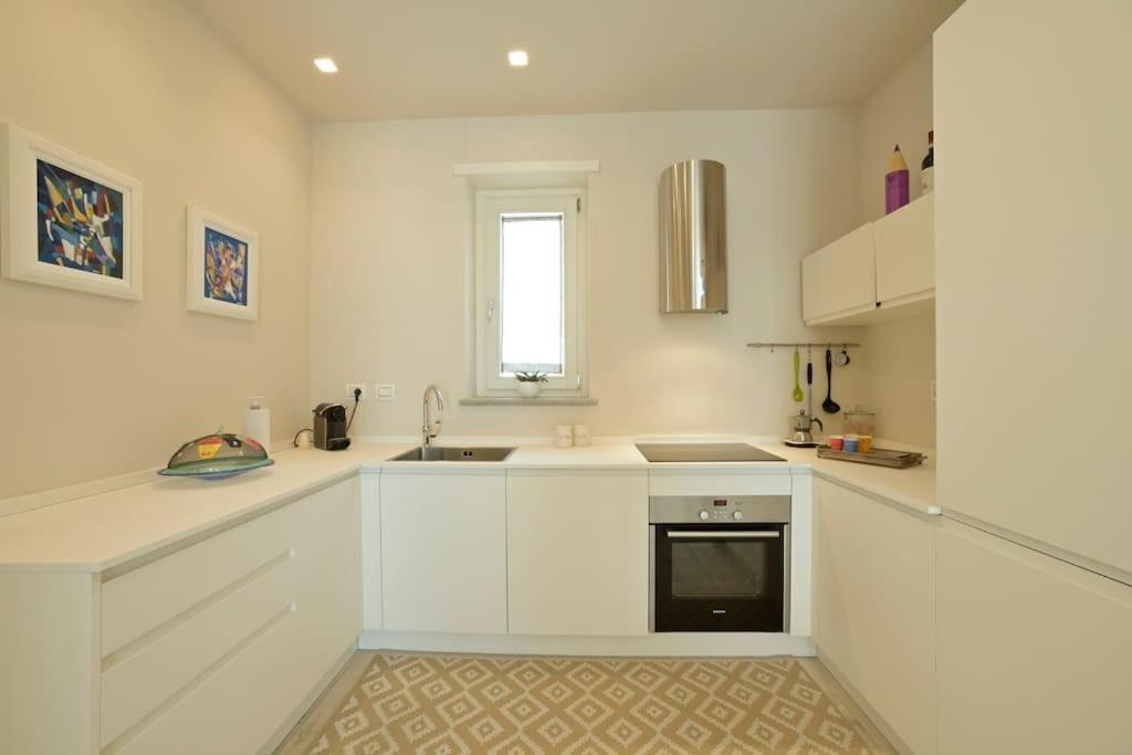 Luxury Apartament Con Garage Vista Mare Alassio Per 6 Persone المظهر الخارجي الصورة