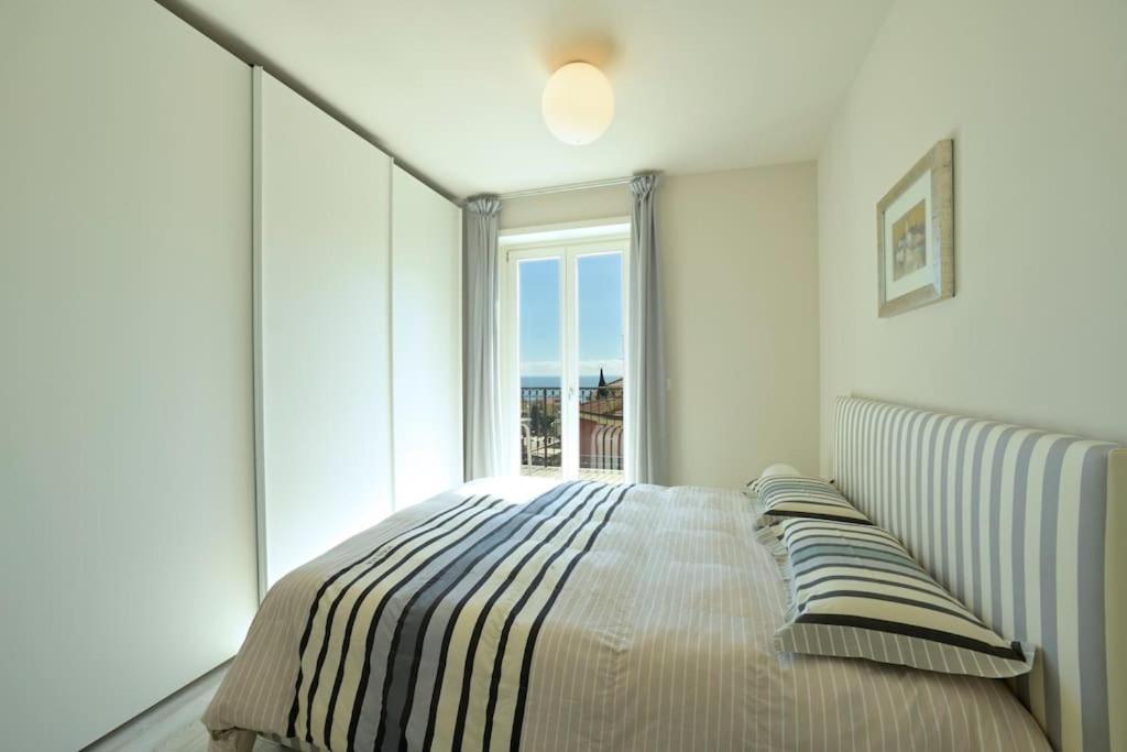 Luxury Apartament Con Garage Vista Mare Alassio Per 6 Persone المظهر الخارجي الصورة